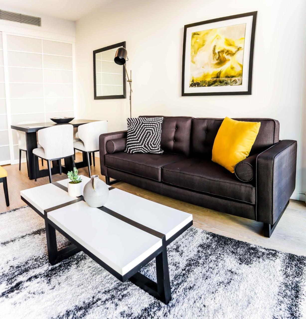 Modern Designers Pad By Serain Residences 布里斯班 外观 照片